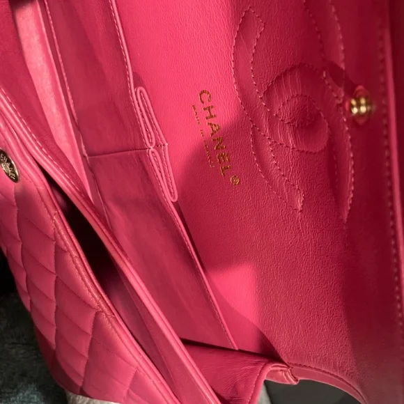 Chanel Classic Medium Double Flap Lambskin - Picture 4 of 8